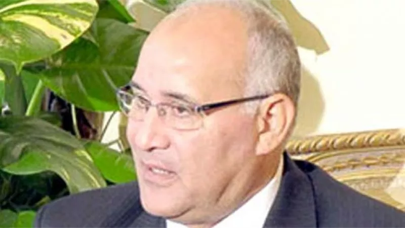 افتتاح السوق الخيرية الأولى لجامعة دمنهور