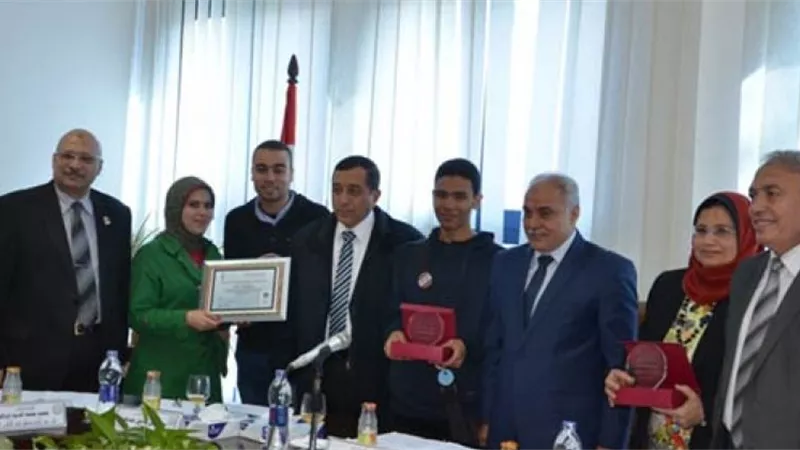 إعداد دراسة جدوى لـ15مشروعا قوميا بجامعة دمنهور